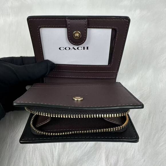 Coach Snap Wallet In Gold/Black Crocodile-embossed Leather C6092 NWT - Picture 6 of 7